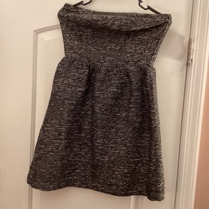 Size 6 brand new with tags strapless sleeveless festive dress double line